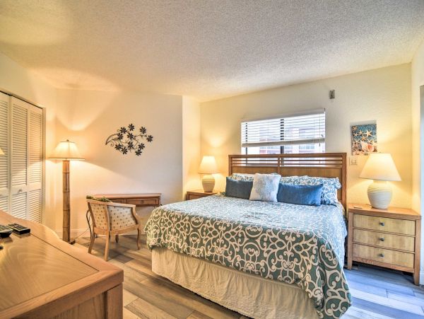 Beachfront Three Bedroom Vacation Rental in Indian Shores