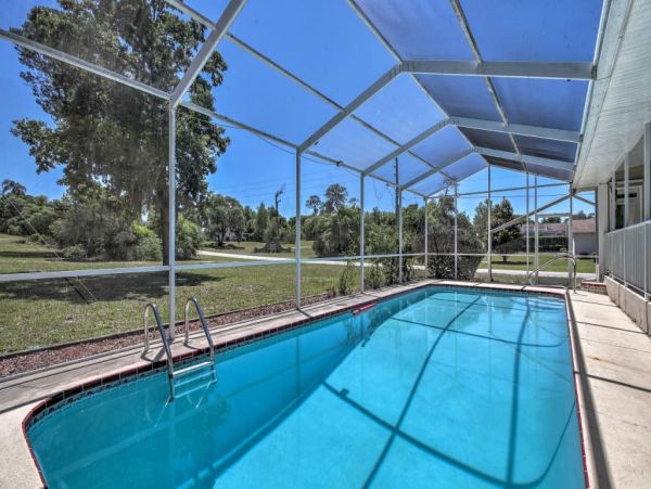Other Cities  Florida Home 989488