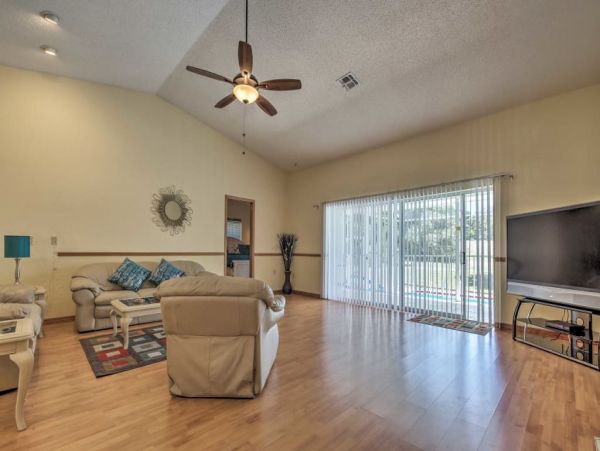 Other Cities  Florida Home 989488