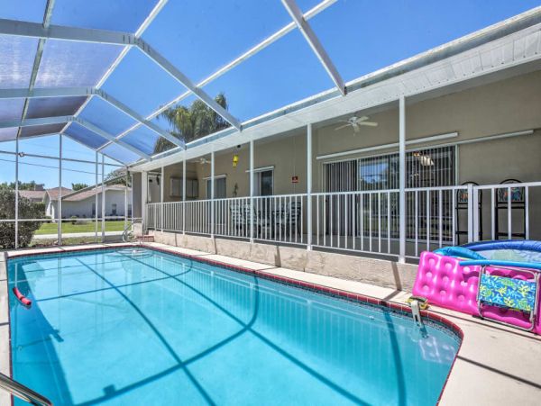 Other Cities  Florida Home 989488