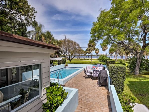 Lake Worth Florida Vacation Rental Home - Palm Beach Luxury Vacation Rental