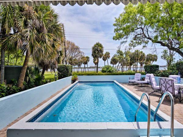 Lake Worth Florida Vacation Rental Home - Palm Beach Luxury Vacation Rental