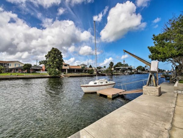 Other Cities  Florida Home 989497