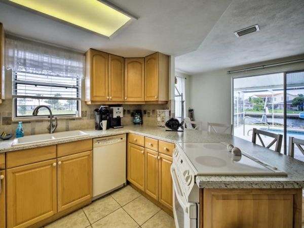 Other Cities  Florida Home 989497