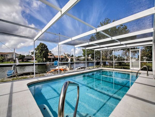 Other Cities  Florida Home 989497