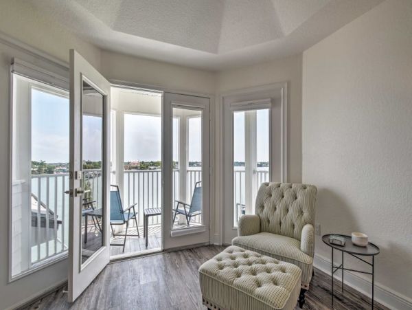 Indian Rocks Indian Shores Home 989500