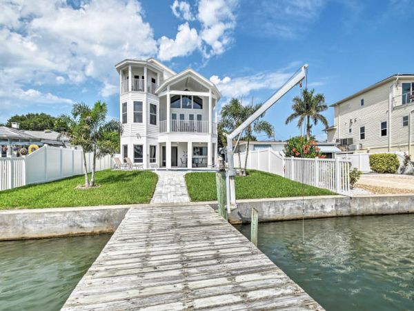 Indian Rocks Indian Shores Home 989500