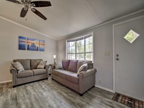 Other Cities  Florida Home 989501