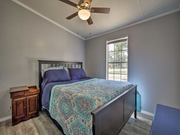 Other Cities  Florida Home 989501