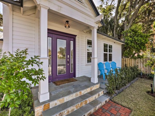 St. Augustine Home 989503