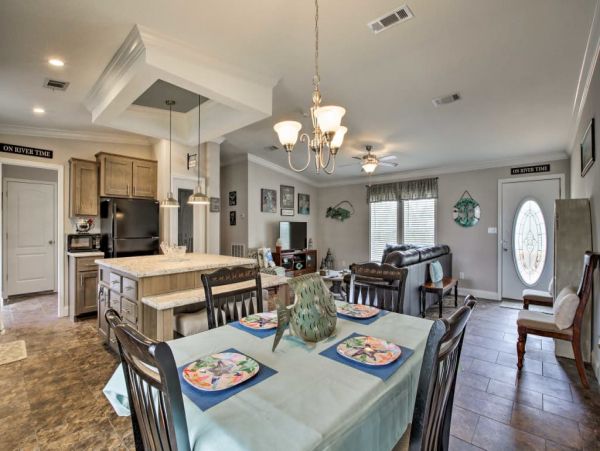Clearwater Home 989504