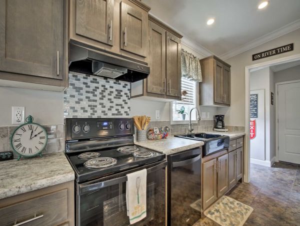 Clearwater Home 989504
