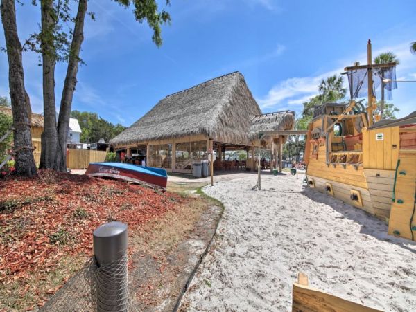 Clearwater Home 989504