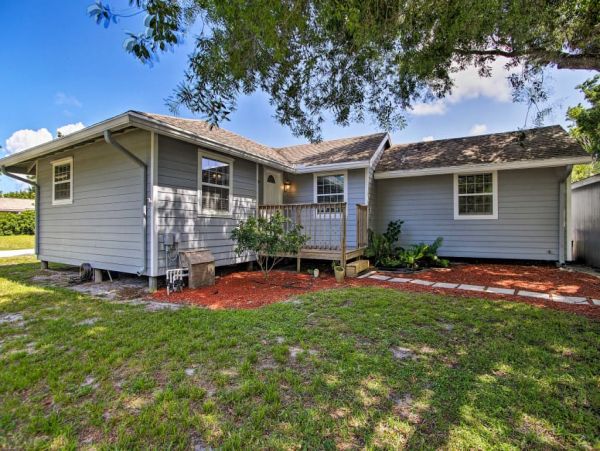 Jensen Beach Home 989506