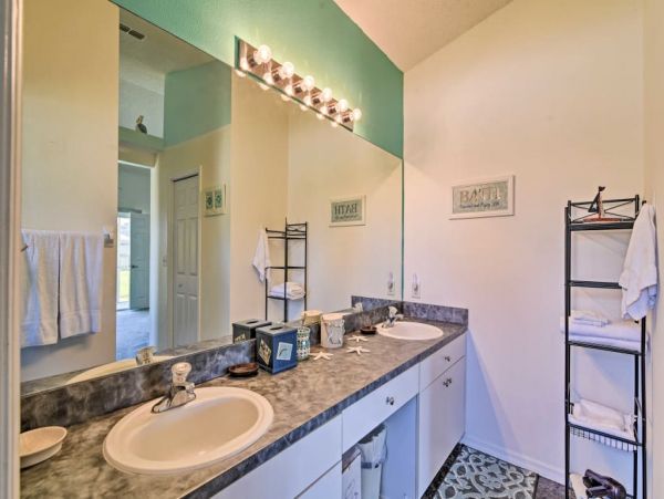 Other Cities  Florida Home 989507