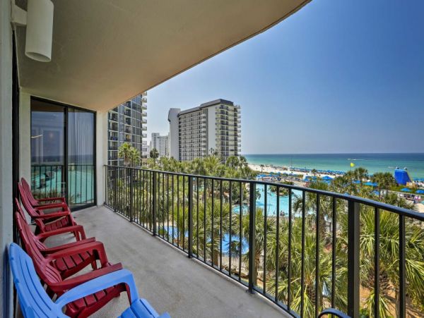 Panama City Beach Condo with Balcony and ocean Views