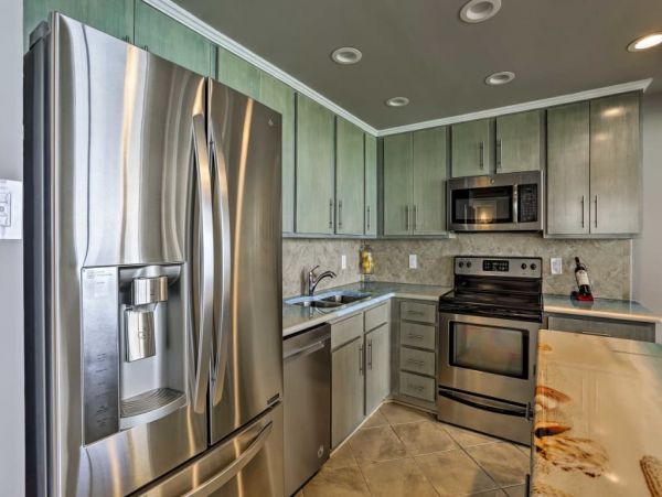 Panama City Beach Condo with Balcony and ocean Views