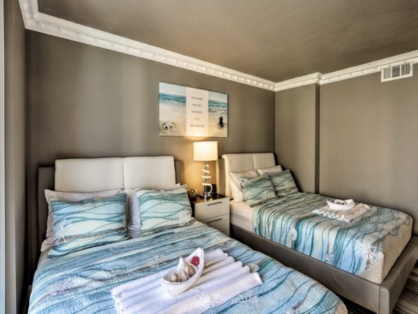 Panama City Beach Condo with Balcony and ocean Views