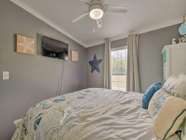 Clearwater Home 989513