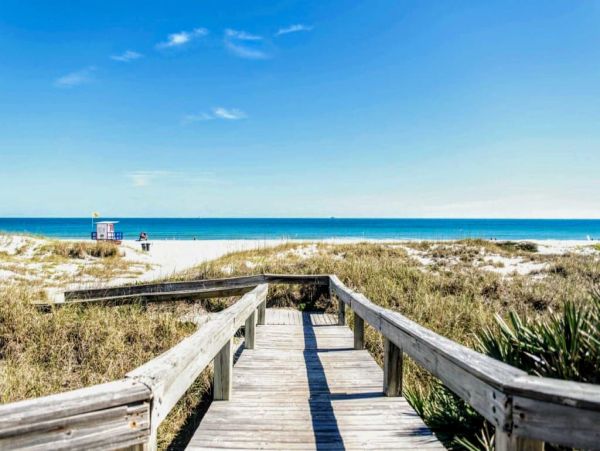 Cocoa Beach Home 989516
