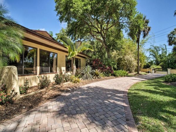 Cocoa Beach Home 989519