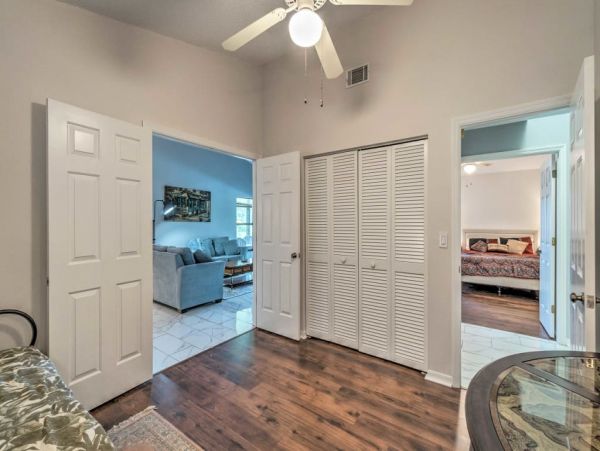 Venice Home 989521