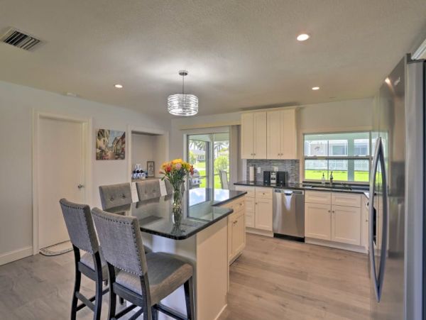 Cape Coral Home 989528