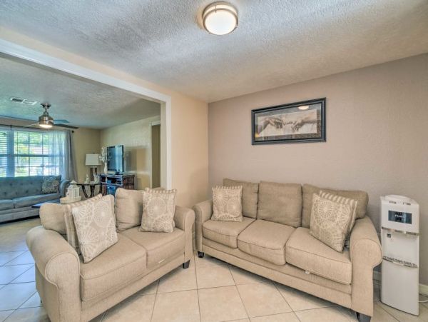 Sarasota Home 989529
