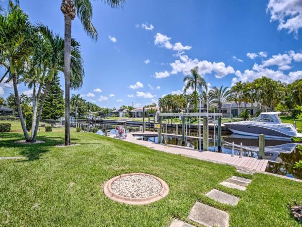 Cape Coral Home 989531