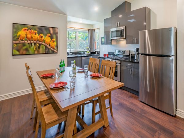 Three Bedroom Santa Barbara Vacation Home Sleeps 8 Guests