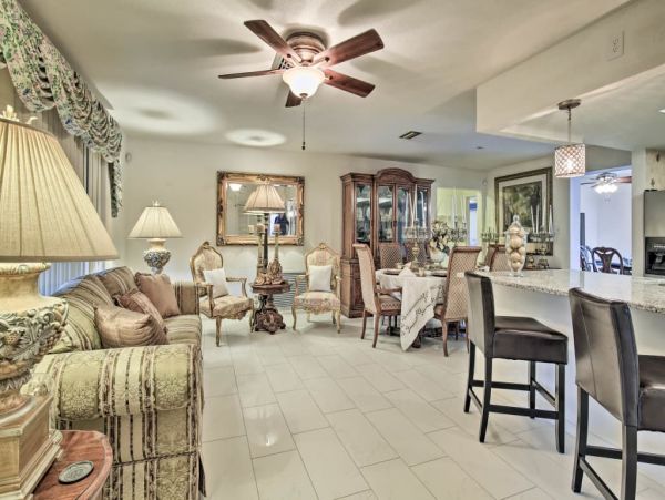 St. Petersburg Home 989534