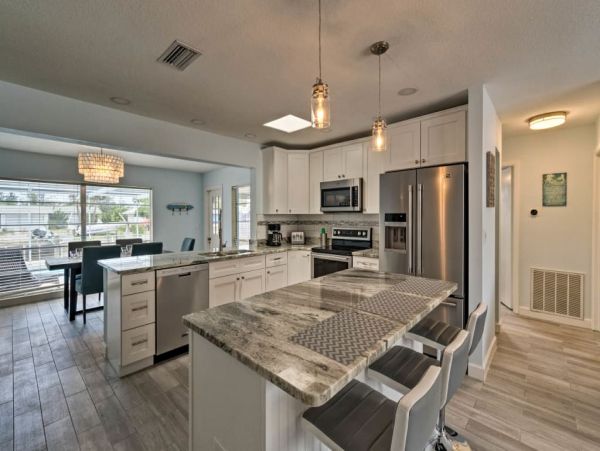 Anna Maria Island Holmes Beach Home 989539