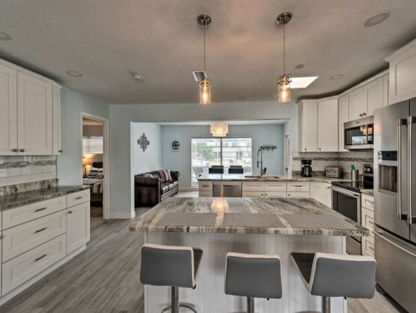 Anna Maria Island Holmes Beach Home 989539