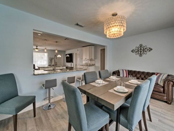 Anna Maria Island Holmes Beach Home 989539