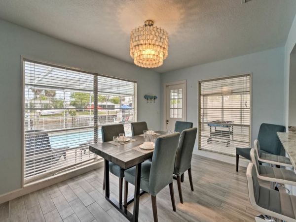 Anna Maria Island Holmes Beach Home 989539
