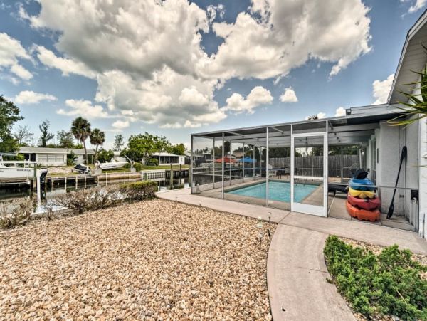 Anna Maria Island Holmes Beach Home 989539