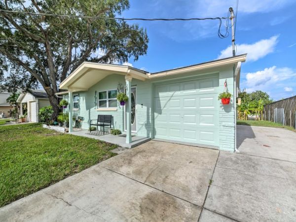 Tampa Home 989545