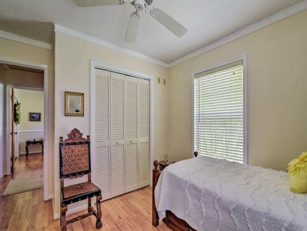 Other Cities  Florida Home 989546