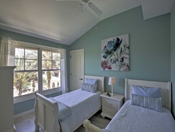 St. Augustine Home 989547