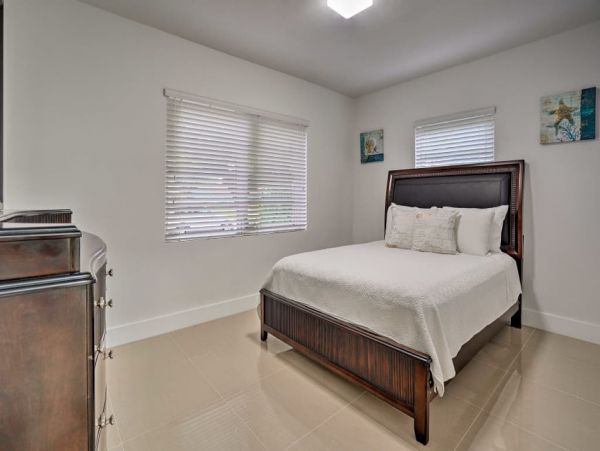 Miami Beach Home 989548