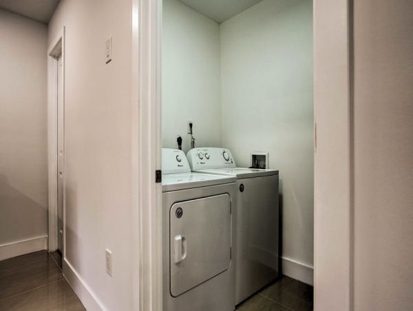 Miami Beach Home 989548