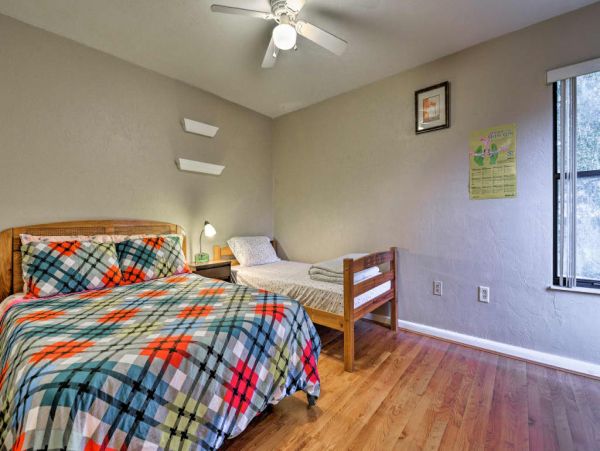 Other Cities  Florida Home 989553