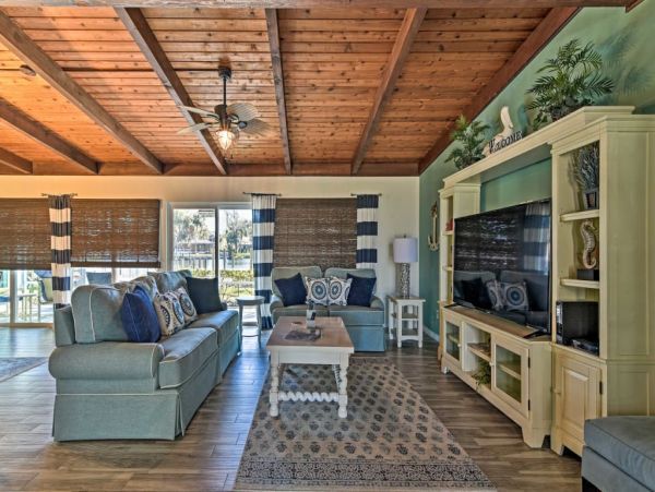 Clearwater Home 989554