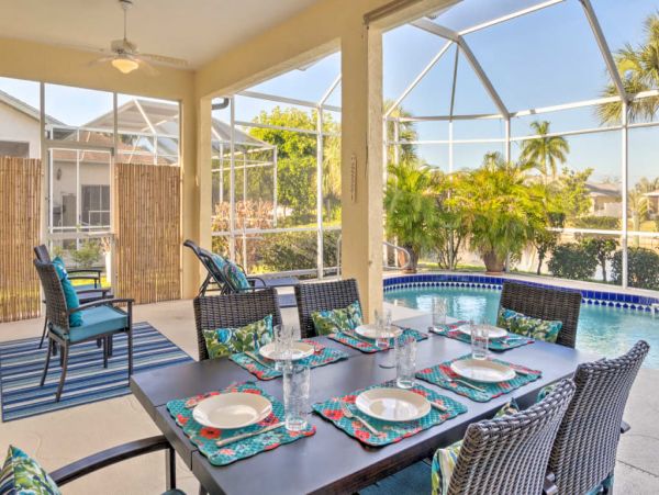 Charming Vacation Home with Pool and Boat Dock 6 Guests