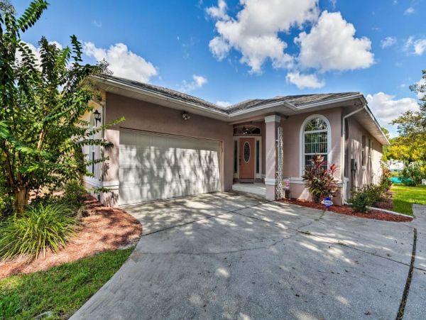 Clearwater Home 989557
