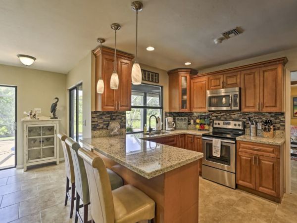 Fort Myers Home 989559