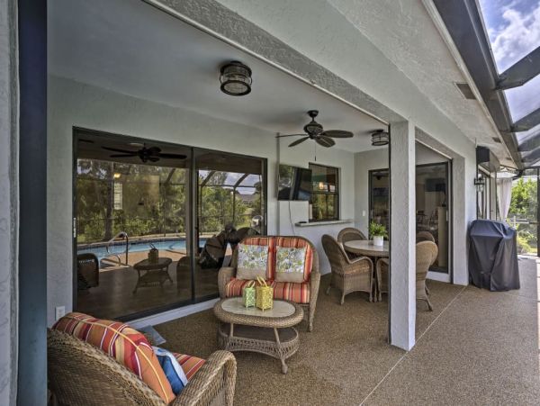 Fort Myers Home 989559