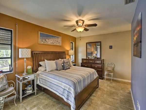 Fort Myers Home 989559