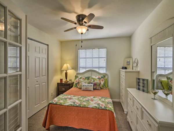 Fort Myers Home 989559