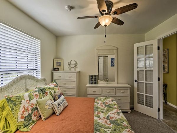 Fort Myers Home 989559